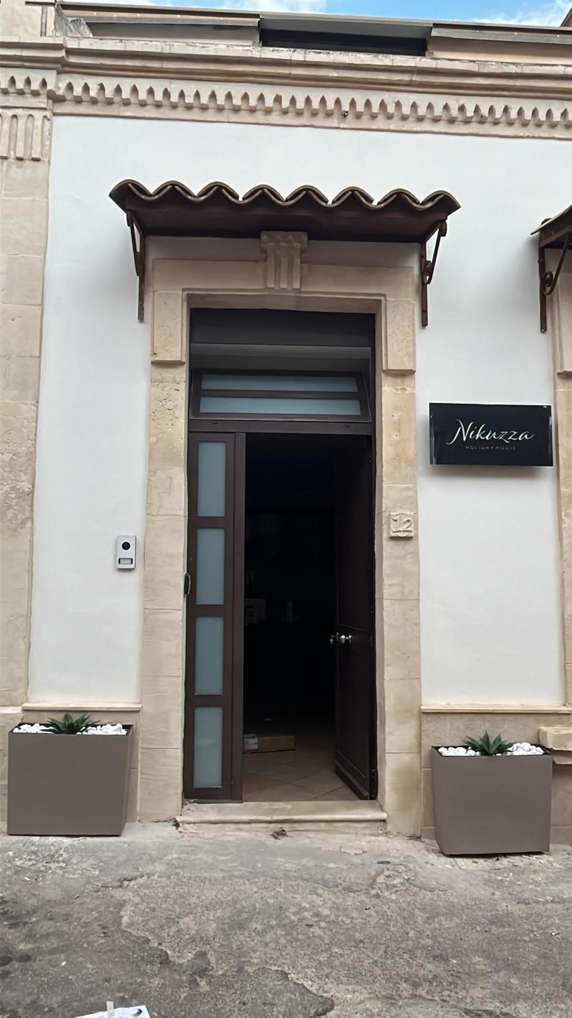 Nikuzza Holiday House Noto Exterior foto